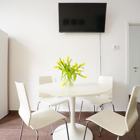 Wonderful Big Apartment Near Yppen Market Wien Exteriör bild