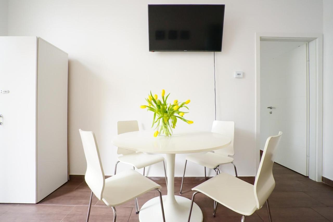 Wonderful Big Apartment Near Yppen Market Wien Exteriör bild