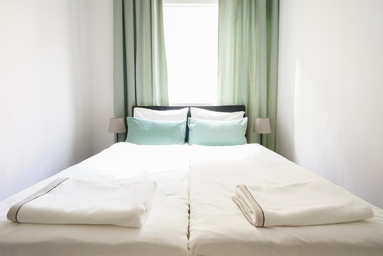 Wonderful Big Apartment Near Yppen Market Wien Exteriör bild